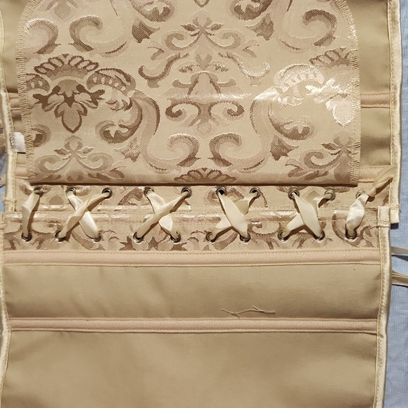 Elegant Lace Corset Top Size L. - Picture 7 of 12